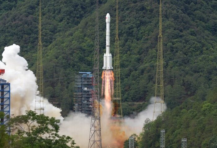 ماهواره چینی در آستانه برخورد با استارلینک