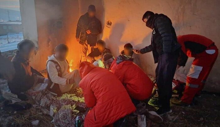 محبوبی: هلال احمر آذربایجان غربی به اتباع خارجی در خوی امدادرسانی کرد