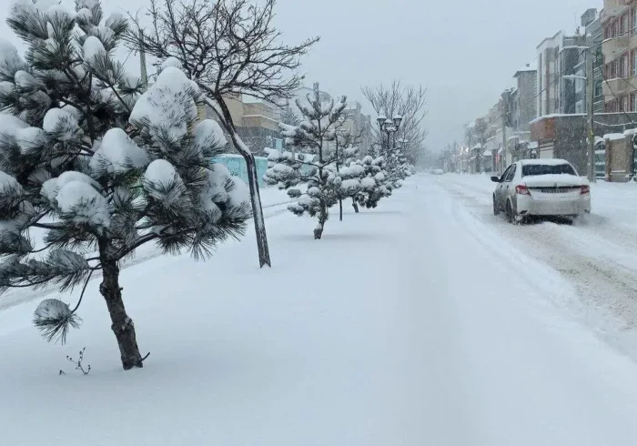 پایتخت در آستانه سرمای بی سابقه/ بارش شدید باران و برف در راه است