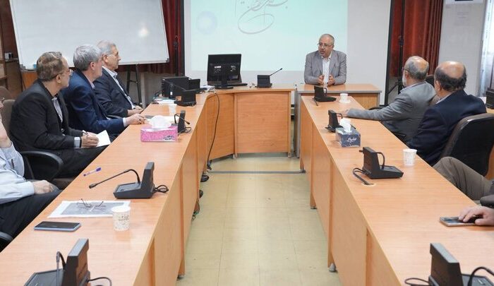تاکید لنکرانی بر خنثی سازی تحریم ها با رویکرد اقتصاد مقاومتی