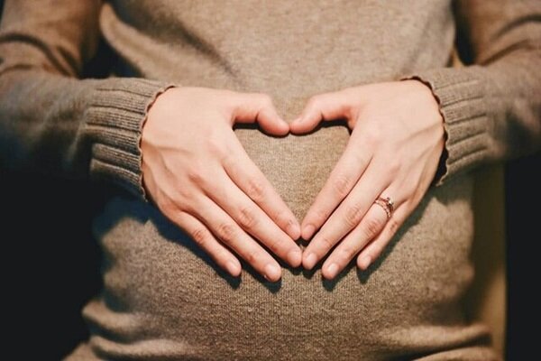 خطرات افزایش بیش از حد وزن در بارداری و راه‌های کنترل آن
