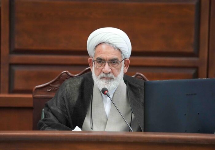 منتظری: با عاملان خون‌ریزی در اغتشاشات بدون ارفاق برخورد می‌شود