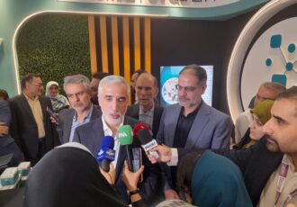 پیرصالحی: قیمت برخی داروها اصلاح می‌شود 
