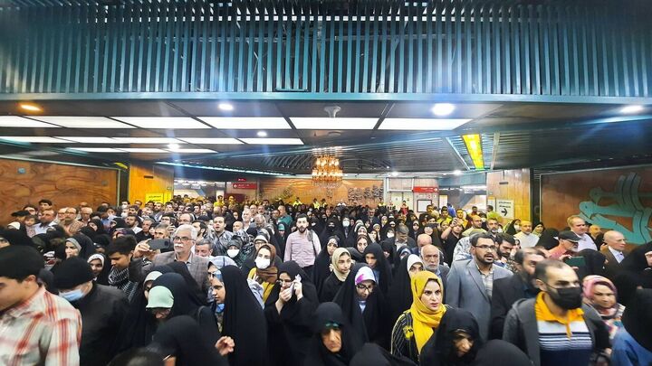 رکورد مترو تهران در جابه‌جایی ۱۴.۶ میلیون مسافر