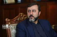 غریب‌آبادی: واشنگتن در حال باج‌گیری و ارعاب آشکار برای خفه‌کردن عدالت است