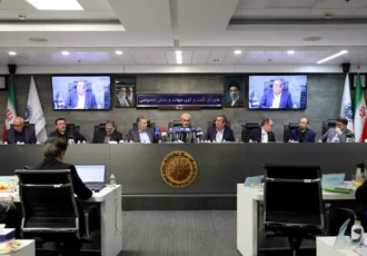 مدنی‌زاده: روش فعلی قیمت‌گذاری دارو پاسخگو نیست | همتی: محدودیت بانکی صادرکنندگان عراق رفع می‌شود