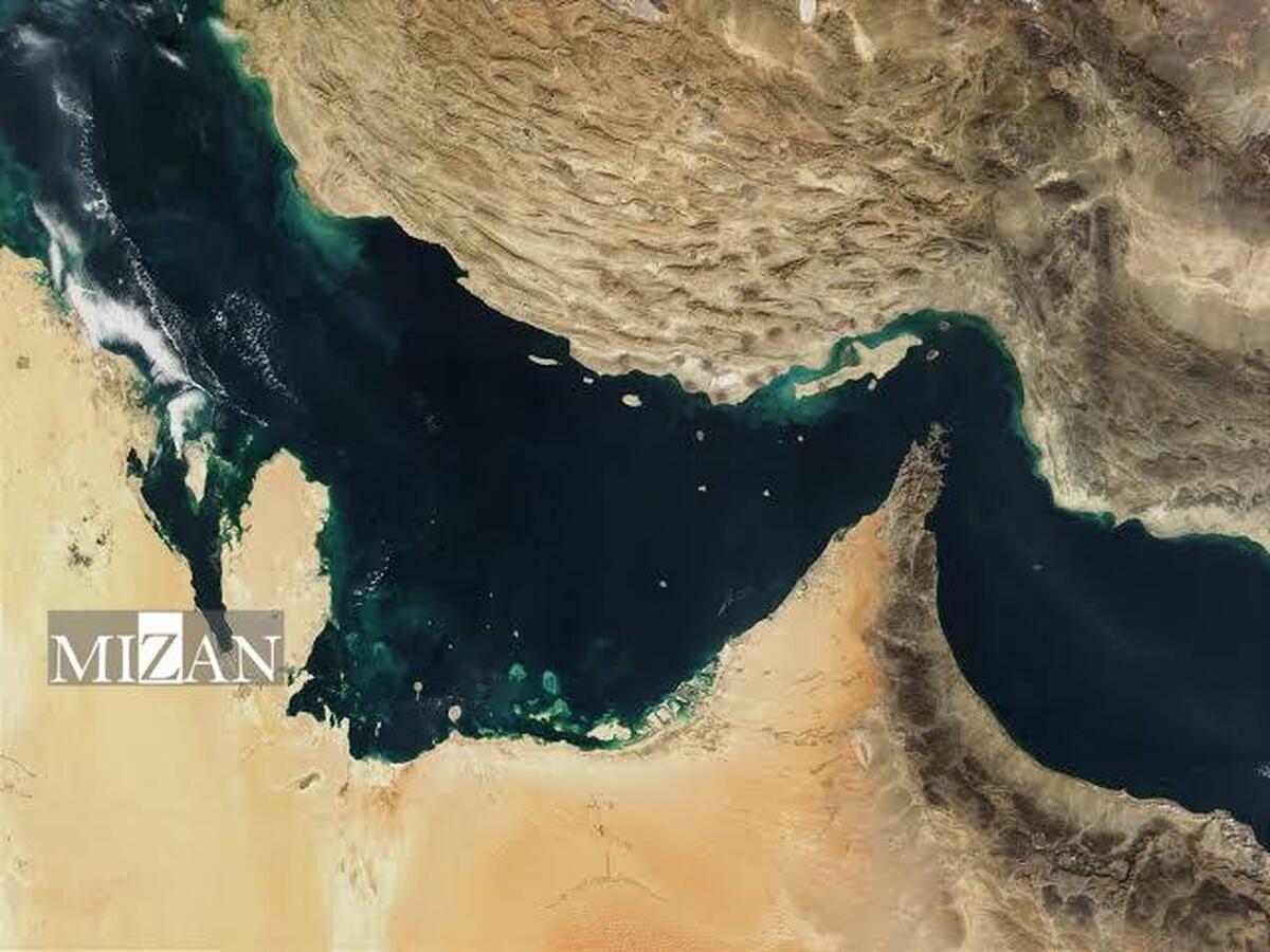 نبرد دولت آمریکا با قوانین بین‌المللی؛ از کارائیب تا تنگه هرمز