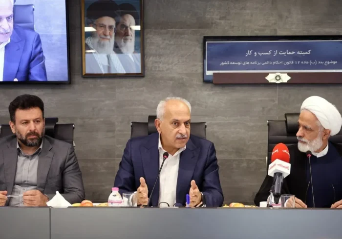 عوارض ۱۰ درصدی حمل دریایی متوقف شد | فهرست مشمولان باید به تصویب هیات وزیران برسد