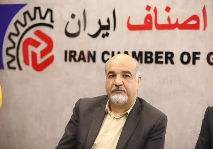 اصناف خواستار سهمیه مازاد بنزین شدند | ۲ برابر شدن قیمت بنزین به معنای افزایش ۲۰ درصدی قیمت همه کالا‌هاست؟